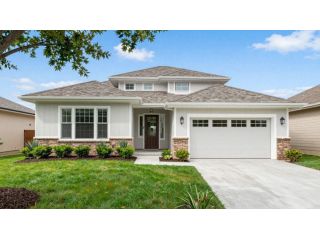 explore-beautiful-homes-for-sale-in-auburn-hills-mi-today-small-3