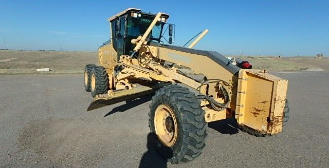 2011-volvo-g946-big-0