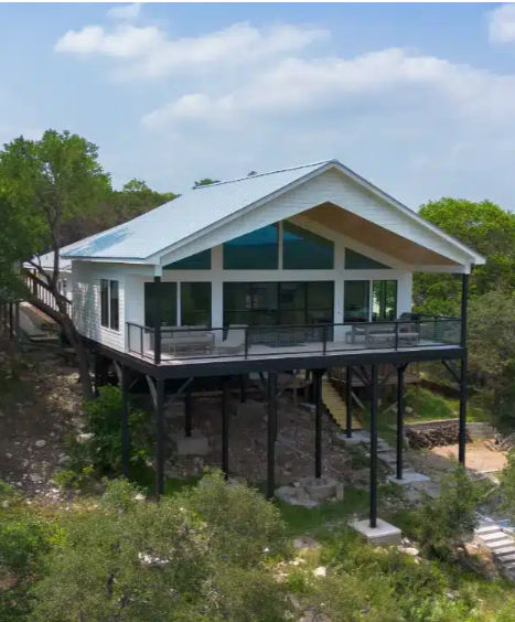 comfortable-stay-for-large-groups-in-the-texas-hill-country-big-1