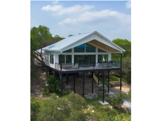 comfortable-stay-for-large-groups-in-the-texas-hill-country-small-1
