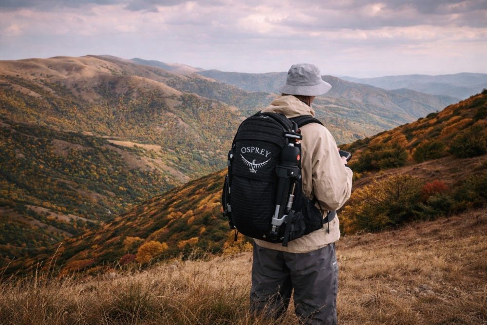 comparison-of-osprey-backpacks-vs-deuter-backpacks-for-hiking-big-0
