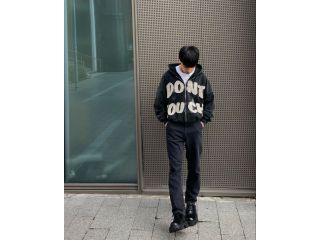 carsicko-tracksuit-small-0