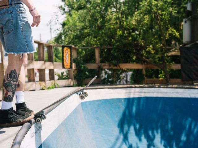 cleaning-pool-service-in-hilmar-whats-included-why-it-matters