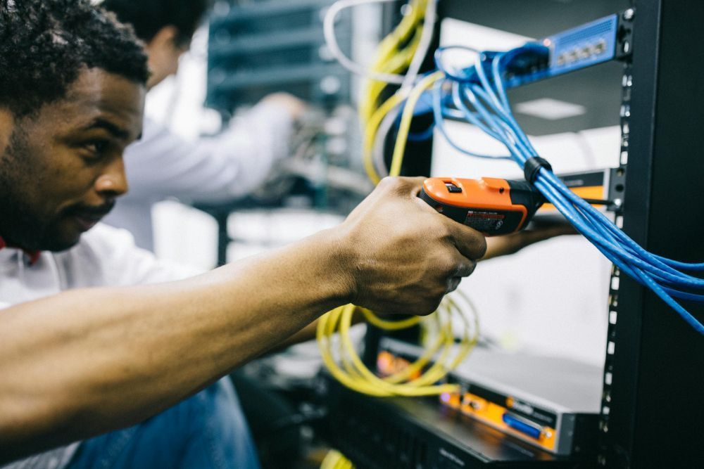 what-does-an-electrician-in-fort-lauderdale-do-big-0