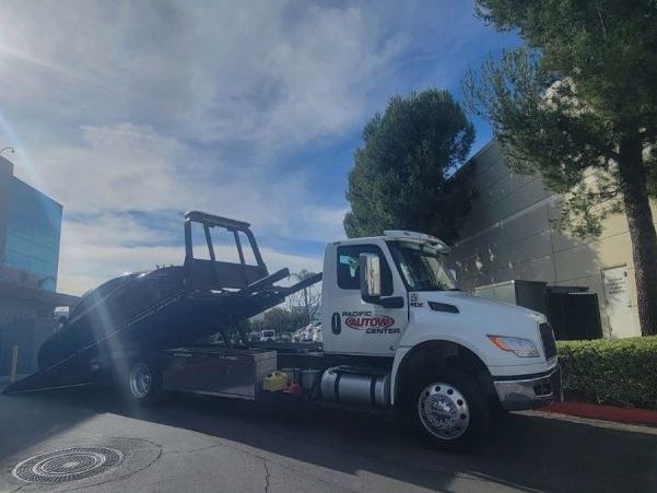 stuck-on-the-road-our-towing-service-near-you-for-quick-support