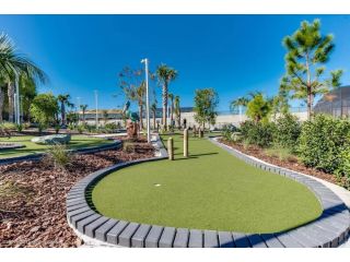 luxury-private-villas-in-london-for-sports-team-tours-small-2