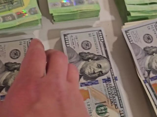 prop-money-realistic
