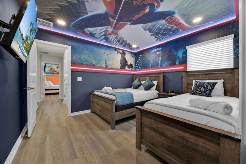 vacation-rentals-near-disney-world-indsor-cay-8-bedroom-big-4