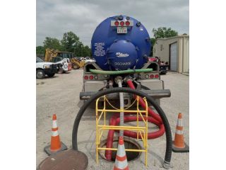 vacuum-truck-services-for-waste-septic-a-1-little-john-small-0