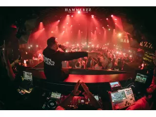 goas-ultimate-luxury-nightlife-experience-small-0