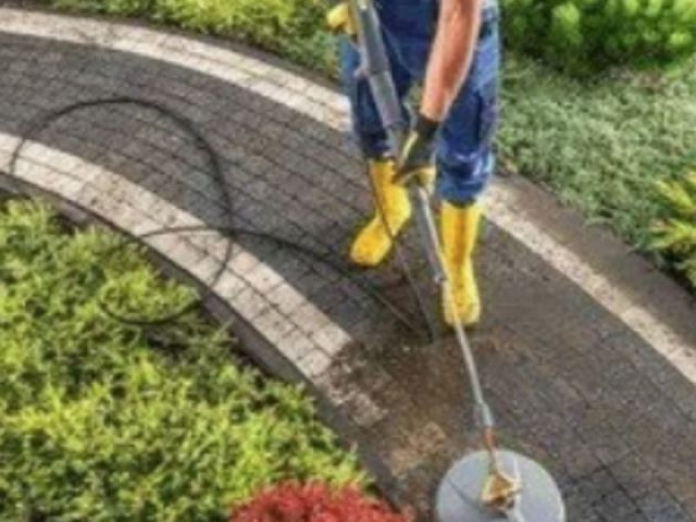 lawn-services-near-oak-bluffs