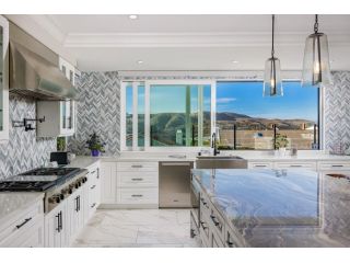 custom-outdoor-kitchen-design-in-orange-county-small-0