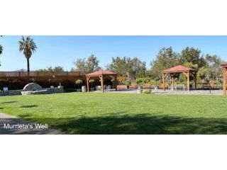 private-livermore-valley-all-inclusive-wine-tour-small-0