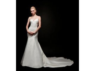 shop-luxury-bridal-wedding-gowns-in-brooklyn-nyc-tony-hamawy-small-1