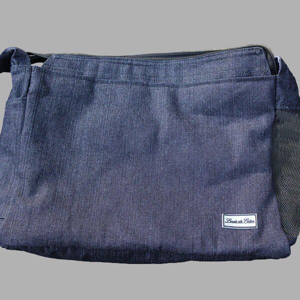 organic-denim-calming-pooch-bag-big-0