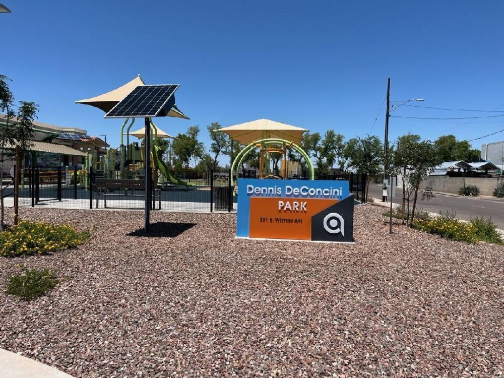 solar-powered-billboard-lights-solar-led-sign-kits-big-0