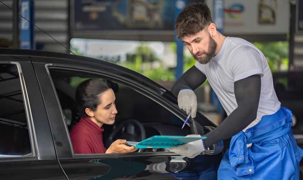 your-local-experts-for-auto-glass-repair-services-san-marcos-ca-big-0