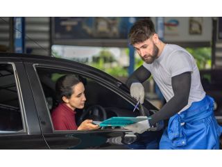 your-local-experts-for-auto-glass-repair-services-san-marcos-ca-small-0
