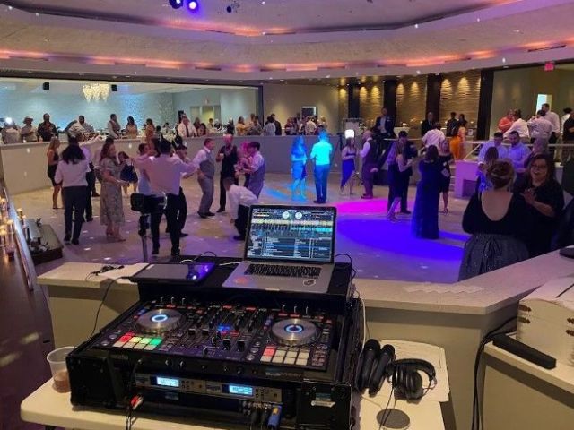 elevate-your-big-day-with-expert-sound