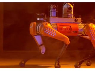 robot-security-guard-enhances-facility-protection-small-0