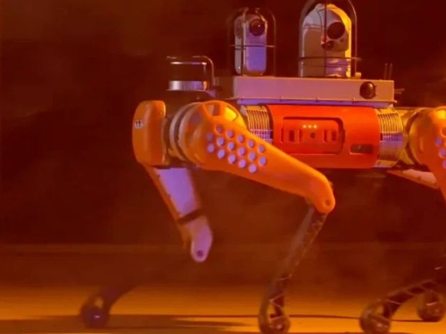 robot-security-guard-enhances-facility-protection