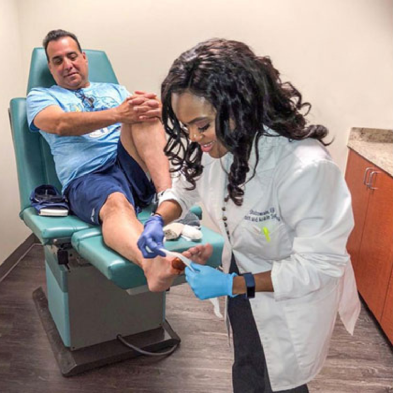 professional-podiatrist-in-houston-tx-you-can-trust-big-0