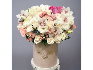 white-roses-flower-bouquet-online-in-usa-spring-season-small-0
