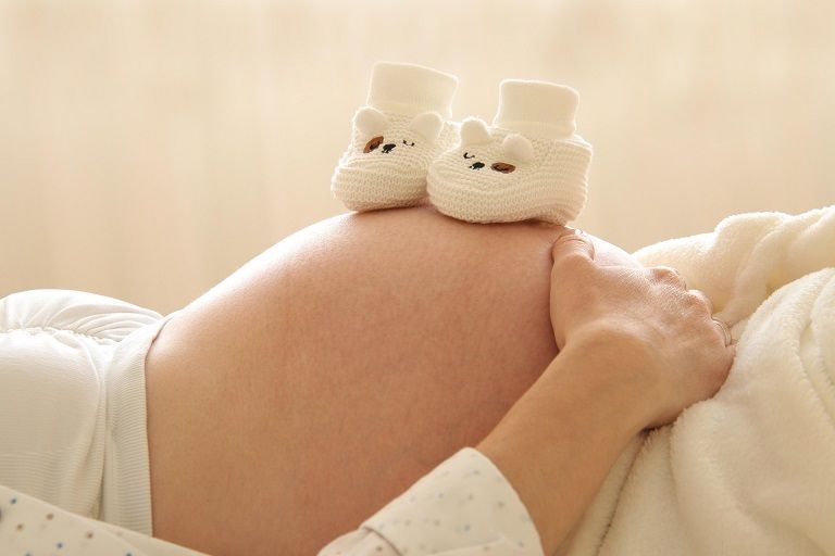 become-a-surrogate-a-rewarding-journey-big-0