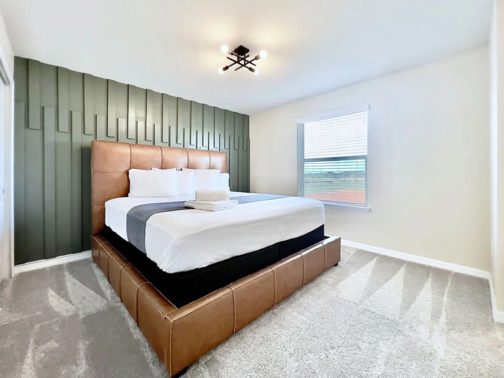 youth-football-teams-visiting-london-uk-for-accommodation-big-4