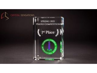 stylish-engraved-crystal-awards-for-corporate-events-small-0