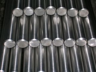 premium-stainless-steel-round-bars-supplier-in-india-small-0