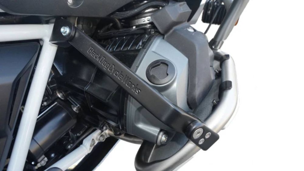 secure-bmw-r1200gs-engine-guards-for-protection-big-0