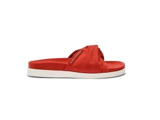 what-are-the-best-luxury-shoes-for-women-small-0
