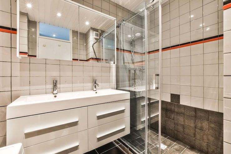 custom-solutions-from-trusted-bathroom-remodeling-services-big-0