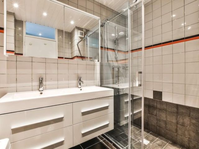 custom-solutions-from-trusted-bathroom-remodeling-services