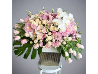 best-pink-flowers-bouquet-in-usa-spring-season-fresh-small-0