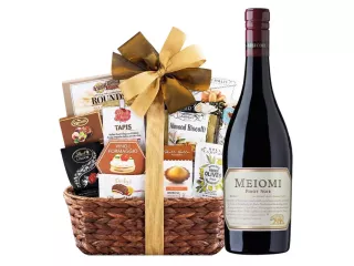 premium-meiomi-wine-gift-baskets-best-for-gifting-small-0