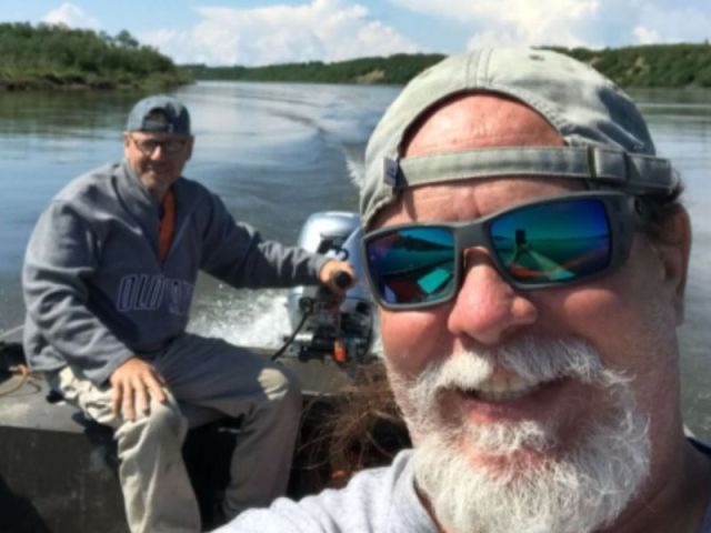 bristol-bay-salmon-fishing
