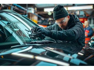 stay-safe-on-the-road-with-expert-auto-glass-repair-oceanside-small-0