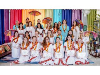 yoga-teacher-training-rishikesh-small-0