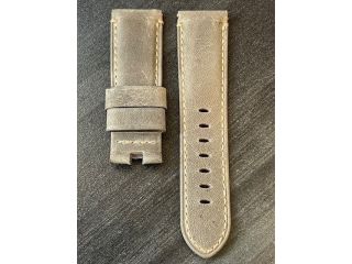 buy-panerai-luminor-rubber-strap-for-spring-season-small-0