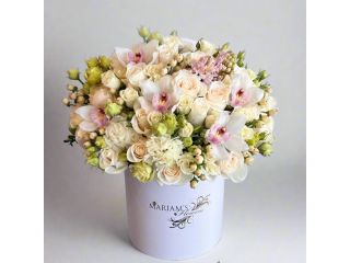 buy-romantic-white-roses-bouquet-online-usa-small-0