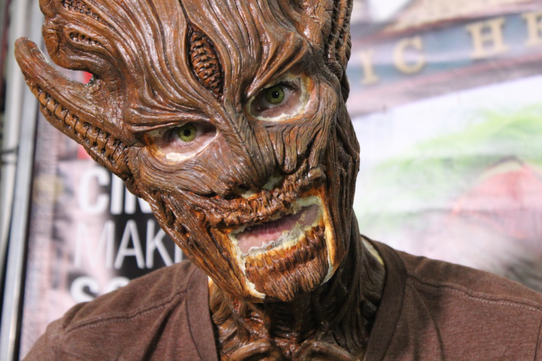 8-killer-sfx-makeup-looks-you-should-try-to-become-a-pro-mua-big-0