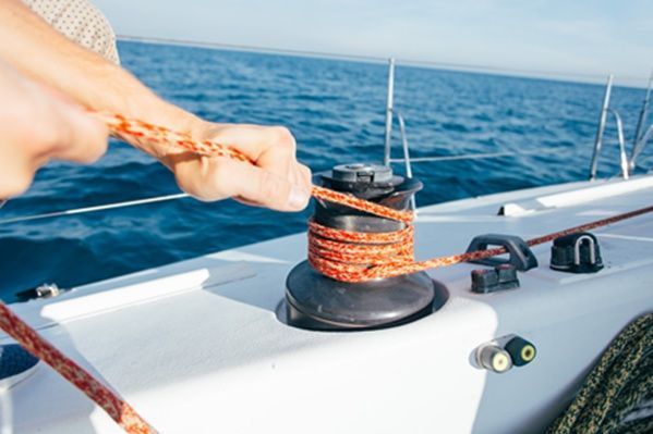 bluewater-sailing-training-for-offshore-skills-big-0
