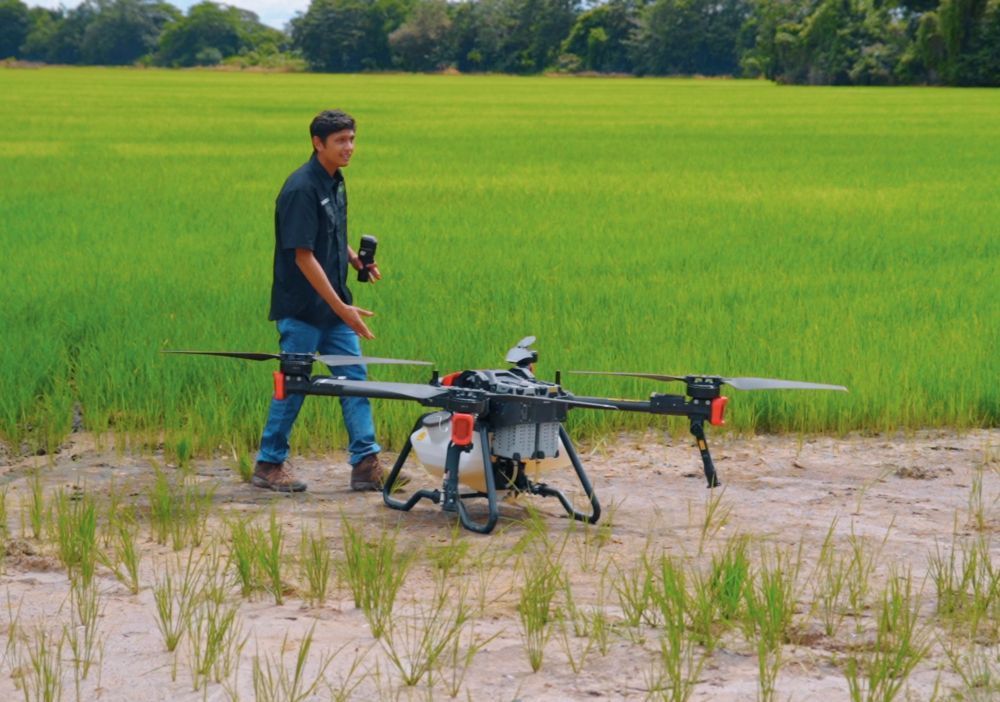 heavy-payload-agricultural-drone-for-advanced-farming-needs-big-0