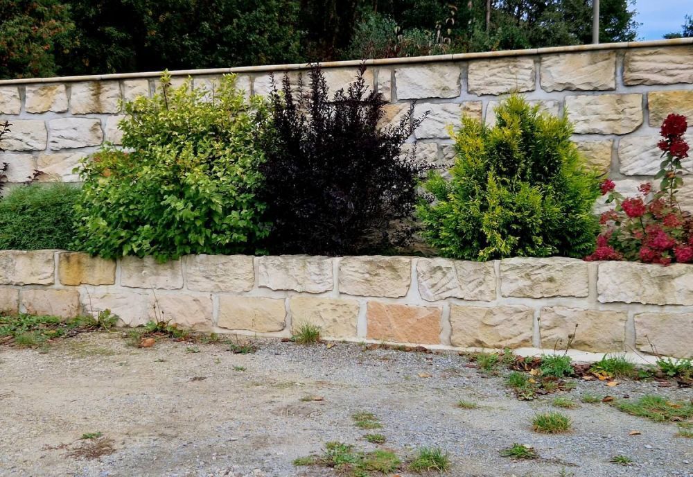 expert-retaining-wall-installation-you-can-trust-big-0
