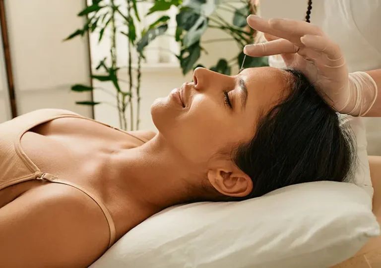 effective-pain-relief-massage-for-relaxation-healing-big-0