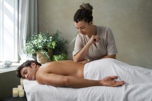 effective-pain-relief-massage-for-relaxation-healing-big-2