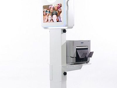 sweet-sixteen-photo-booth