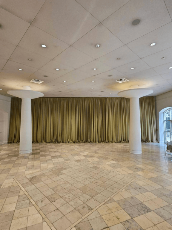 quality-pipe-and-drape-rental-for-every-event-big-0